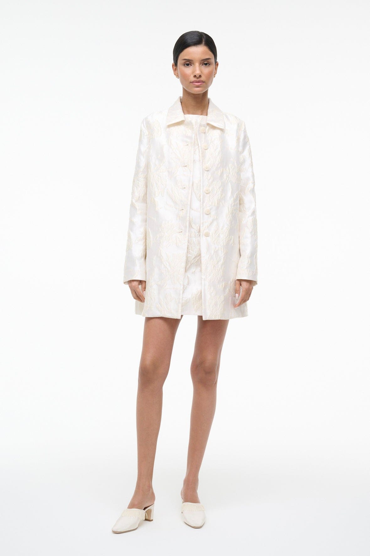 HALTON ivory jacket with pointed collar and button front, long sleeves, tailored shape