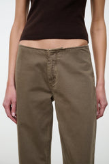 Greige jeans with button-and-zip fly and belt loops