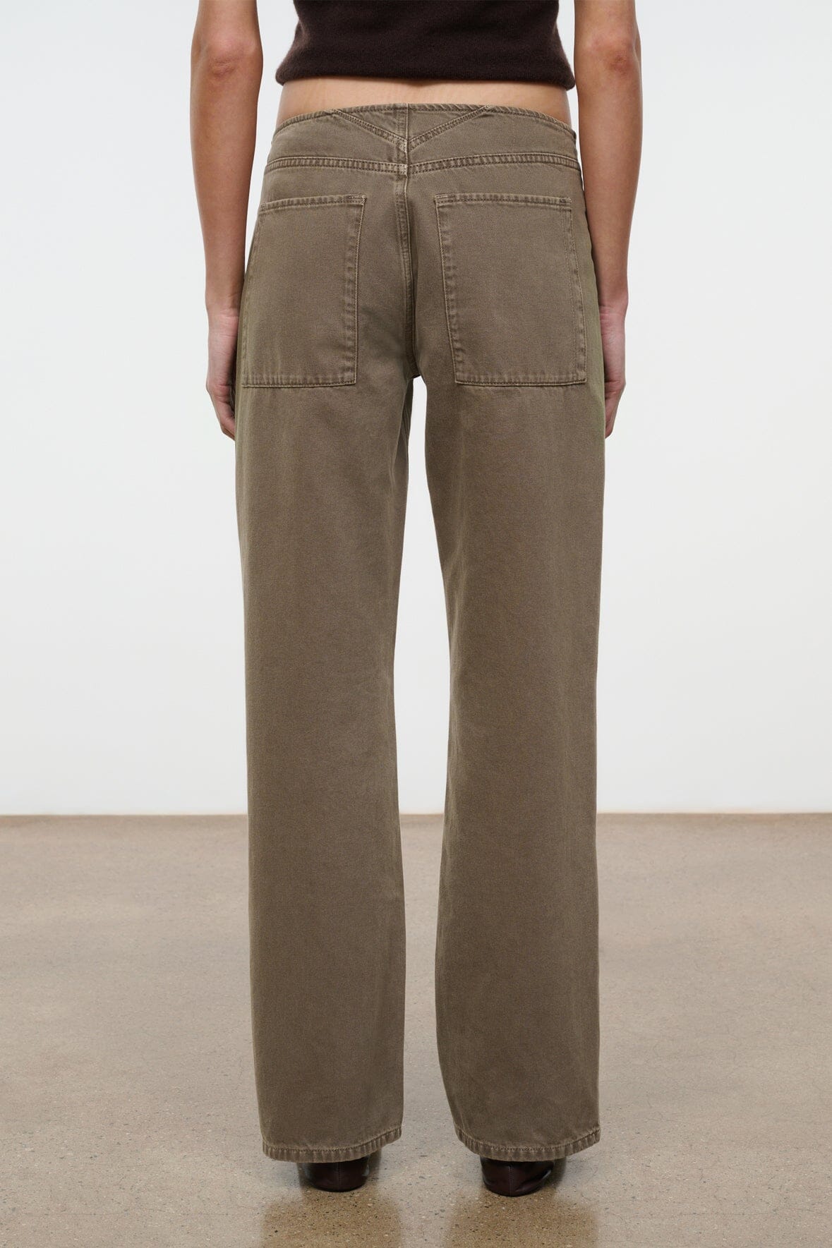 Greige straight-leg jeans with back yoke and stitched pockets