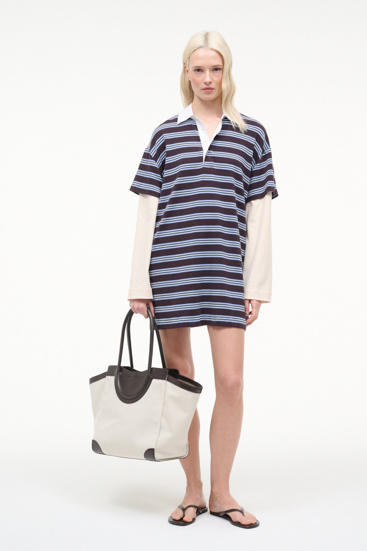 Two-tone tote bag with dark handles, natural canvas body
