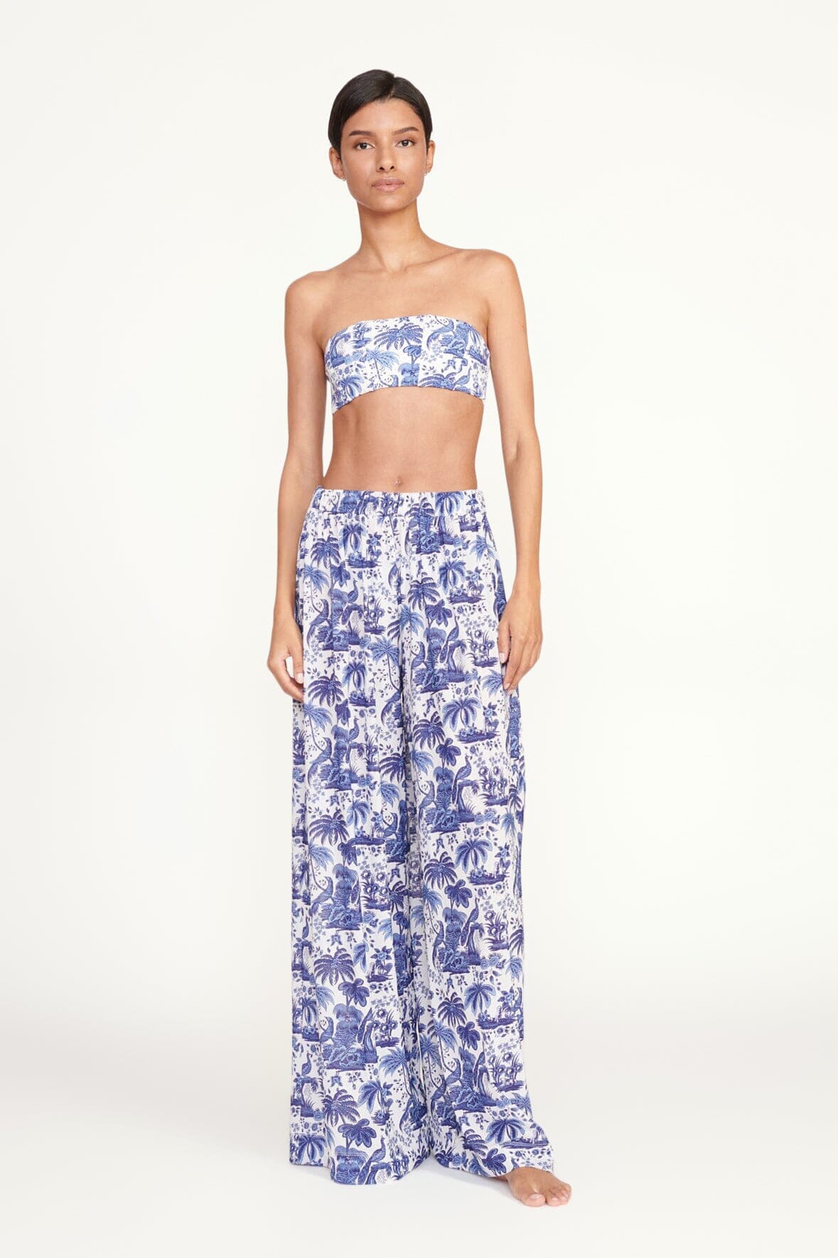 Marza pant in blue toile print, elastic waistband and loose wide-leg fit, standing view.