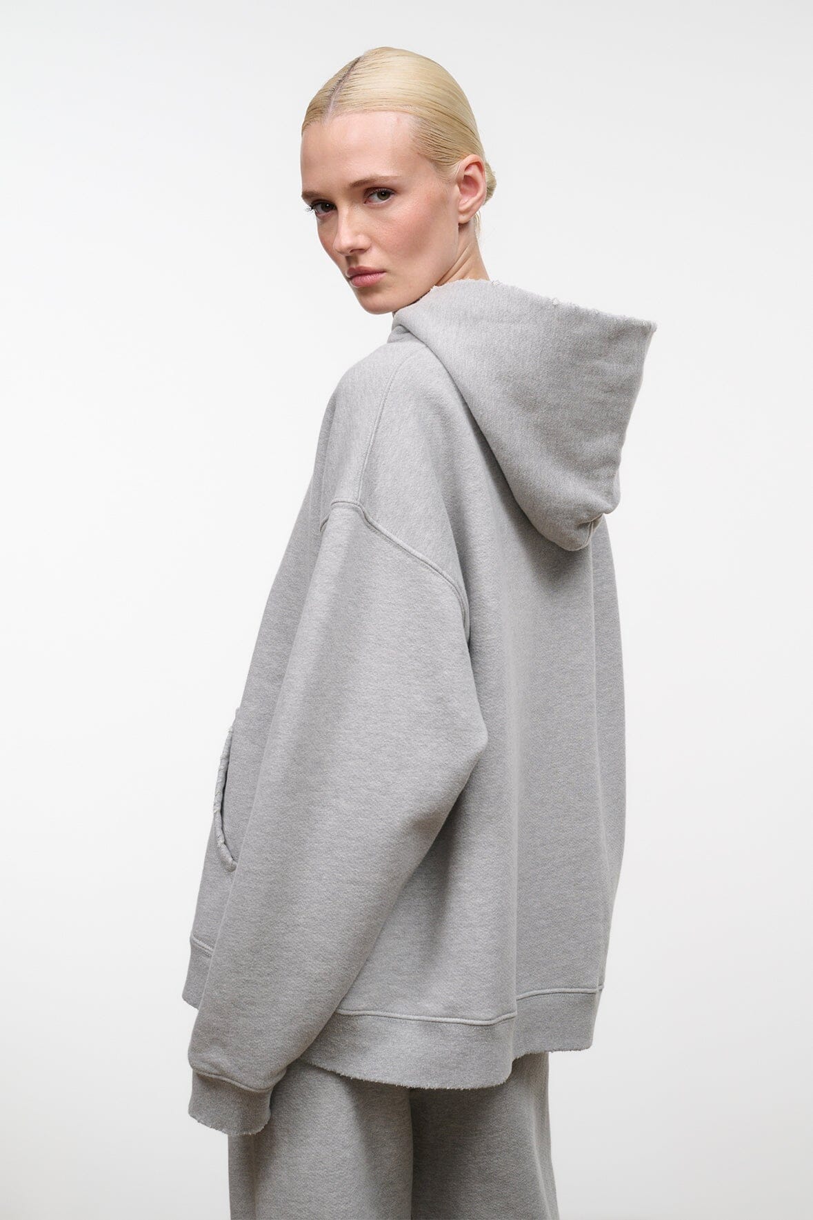 HEATHER GREY