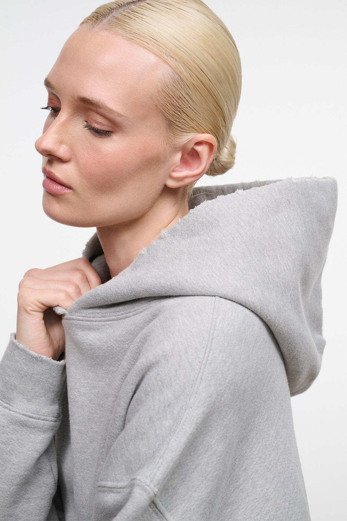 HEATHER GREY