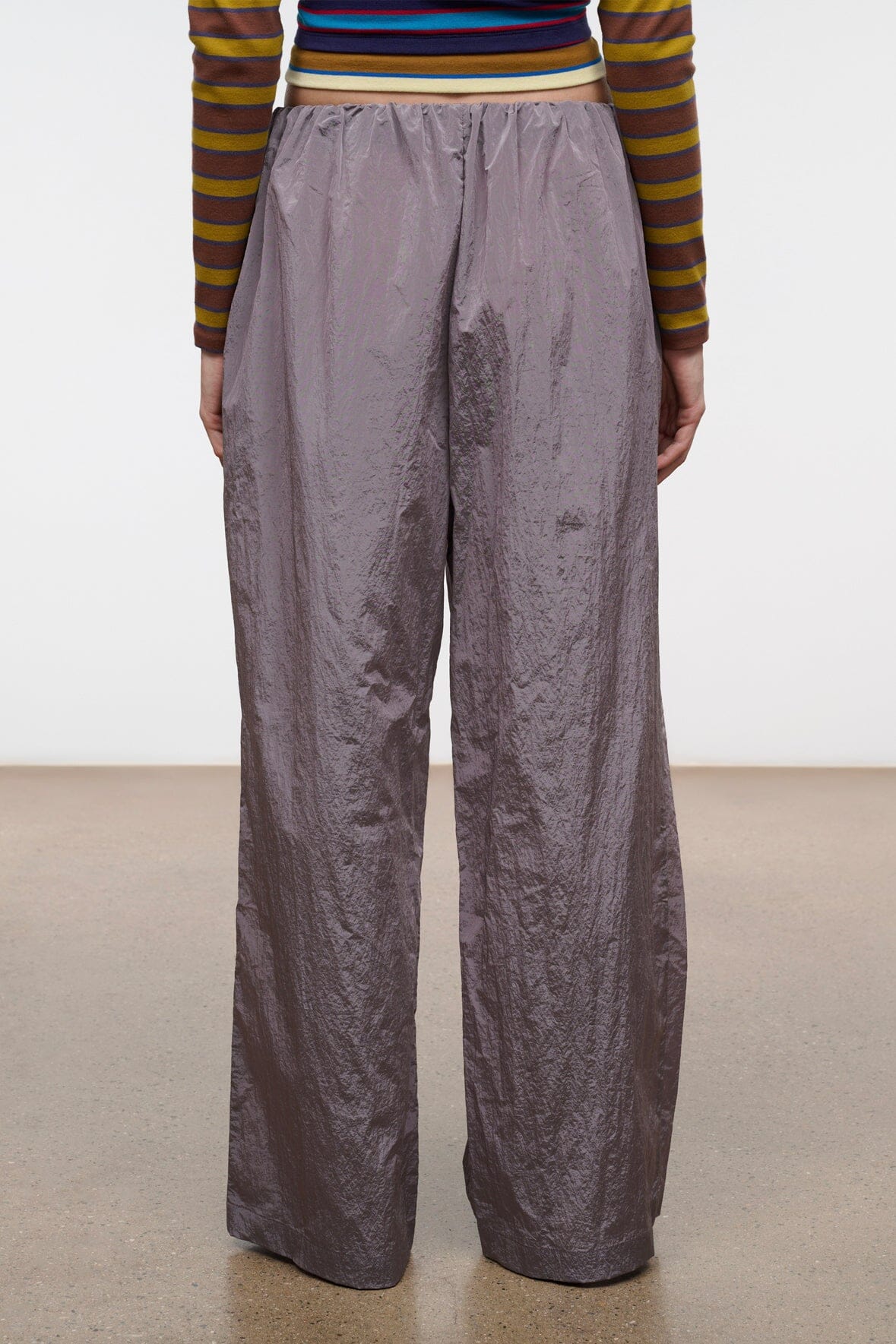 Wide-leg pants, elastic waist, loose draped legs in zinc-gray