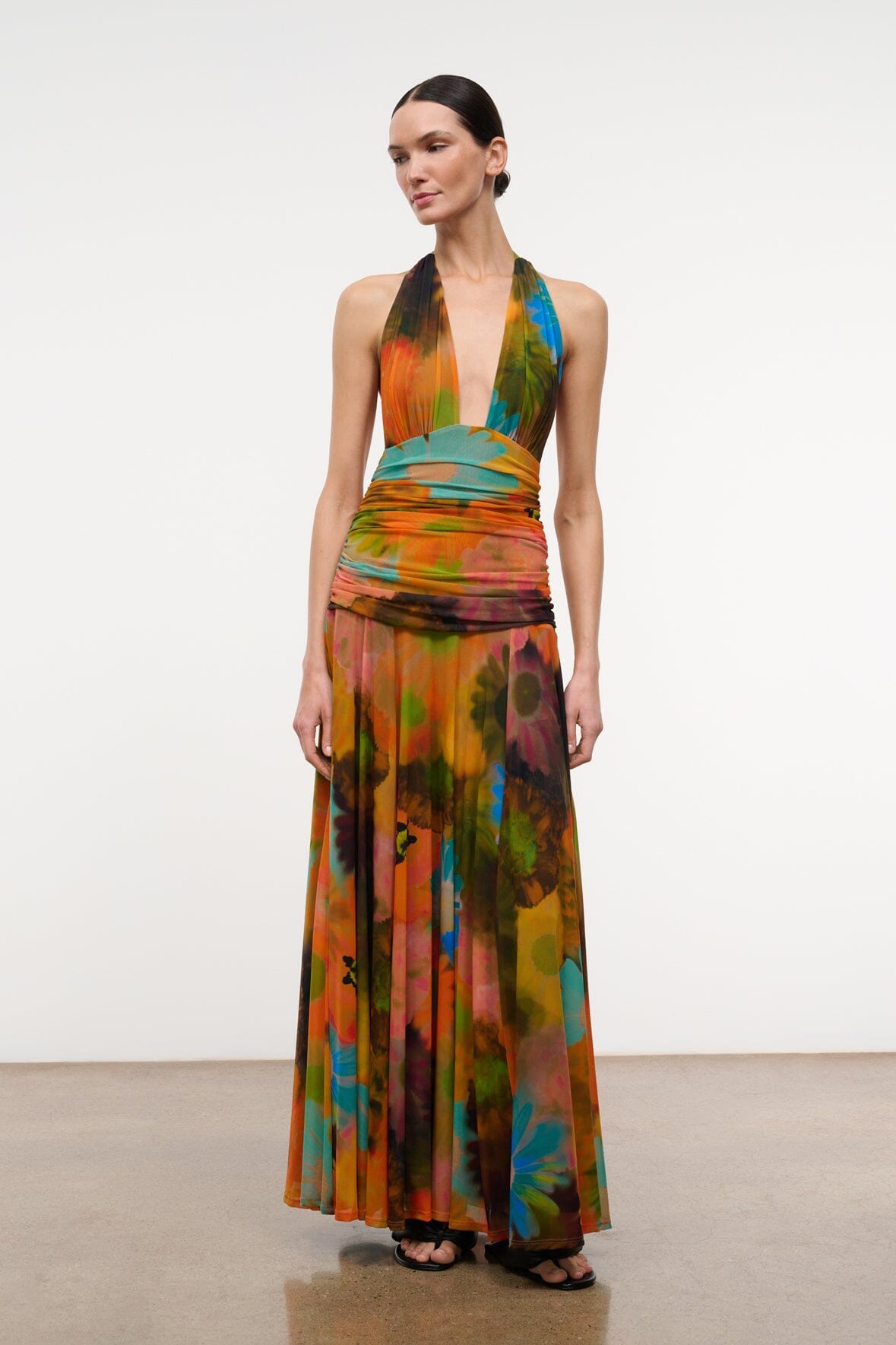 ALESSANDRA halter maxi dress with multicolor abstract print and ruched waist detail