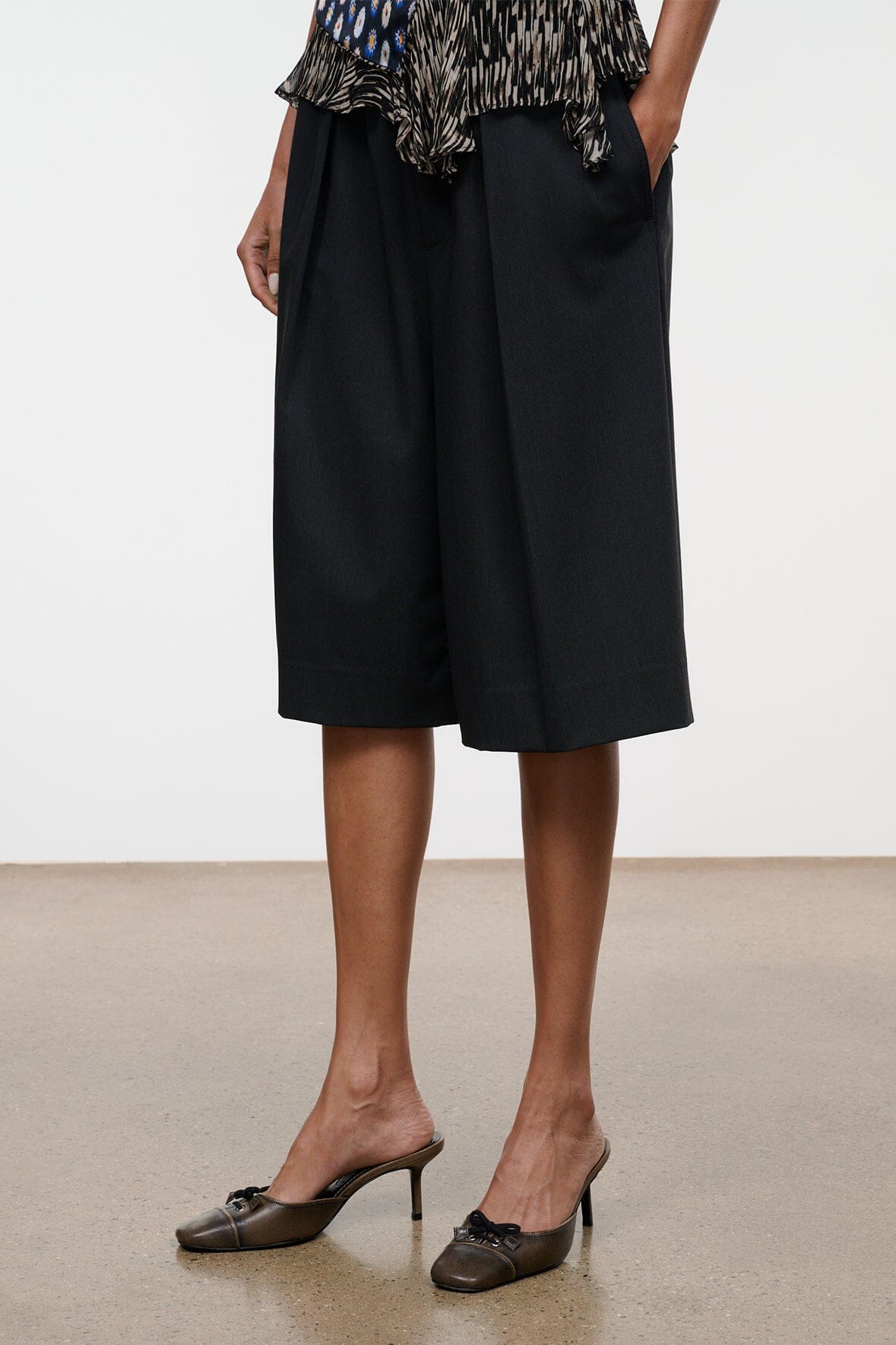 HAYES SHORT | SMOKE SMOKE / XS