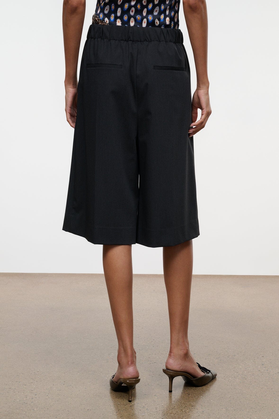 HAYES SHORT | SMOKE SMOKE / XS