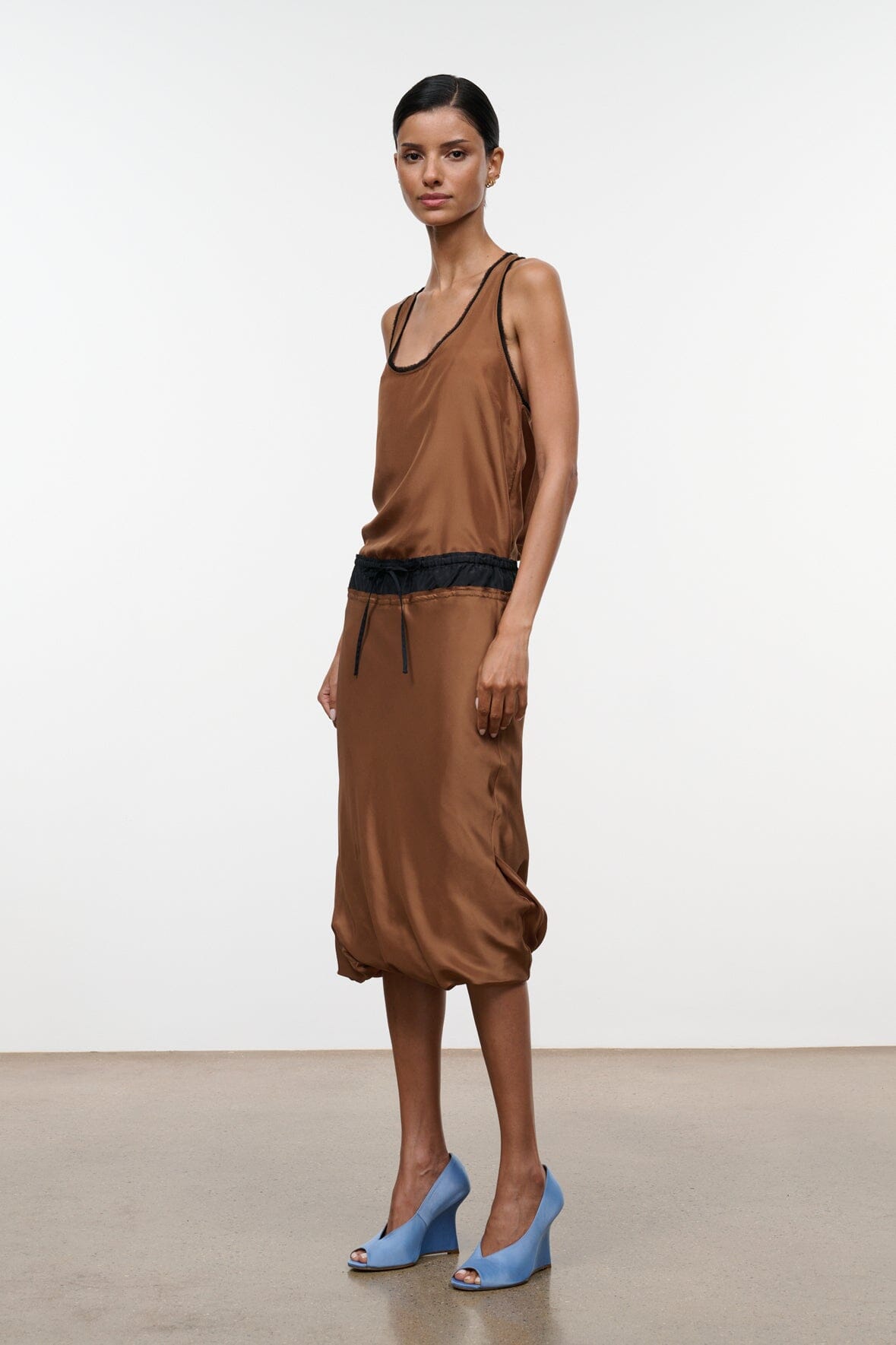 ODETTE SILK SKIRT | CIGAR BLACK CIGAR BLACK / XS