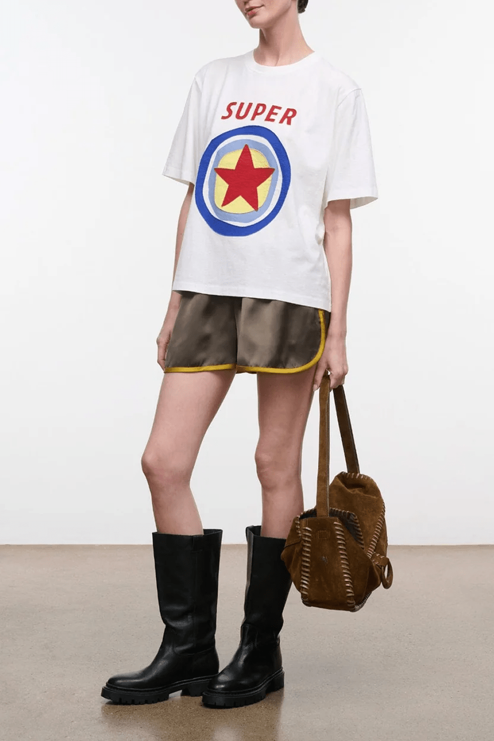 Relaxed-fit white crewneck T-shirt with short sleeves and Super Star graphic print